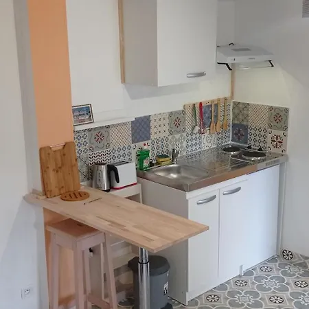Loue Studio A 5mn A Pieds De La Gare Ubytování v soukromí